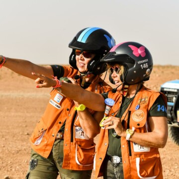 Rallye Aïcha des Gazelles 2024 au Maroc pour soutenir la recherche contre les cancers pédiatriques.