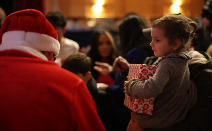 Des cadeaux, des sourires et des parenthèses enchantées pour le noël 2025 des enfants d&rsquo;Imagine for Margo