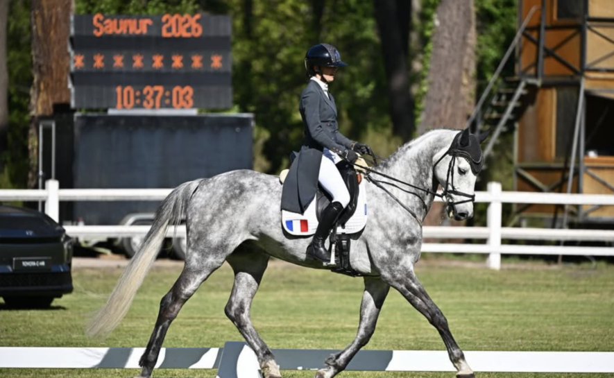 Joséphine, cavalière engagée : quand l&rsquo;équitation se met au service des enfants atteints de cancer