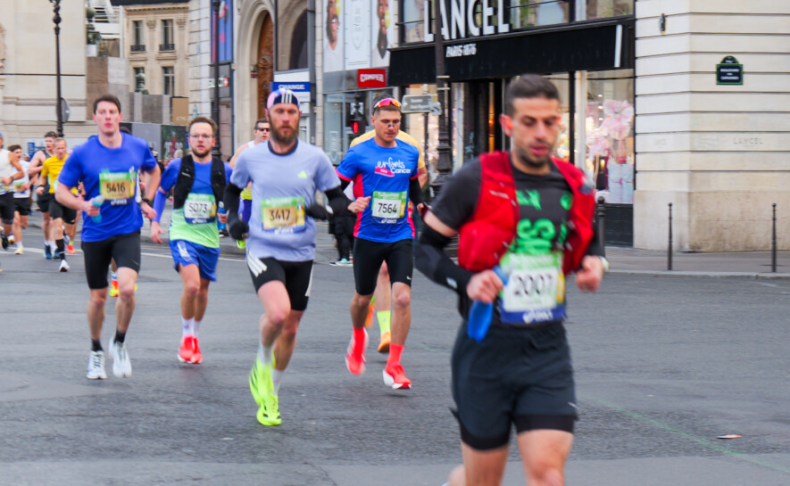 Marathon de Paris 2026 : 24 coureurs solidaires s&rsquo;engagent pour les enfants atteints de cancer