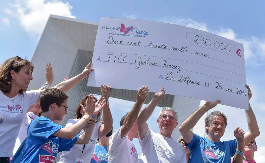 Succès de la 2e édition de la course Enfants sans Cancer City à La Défense